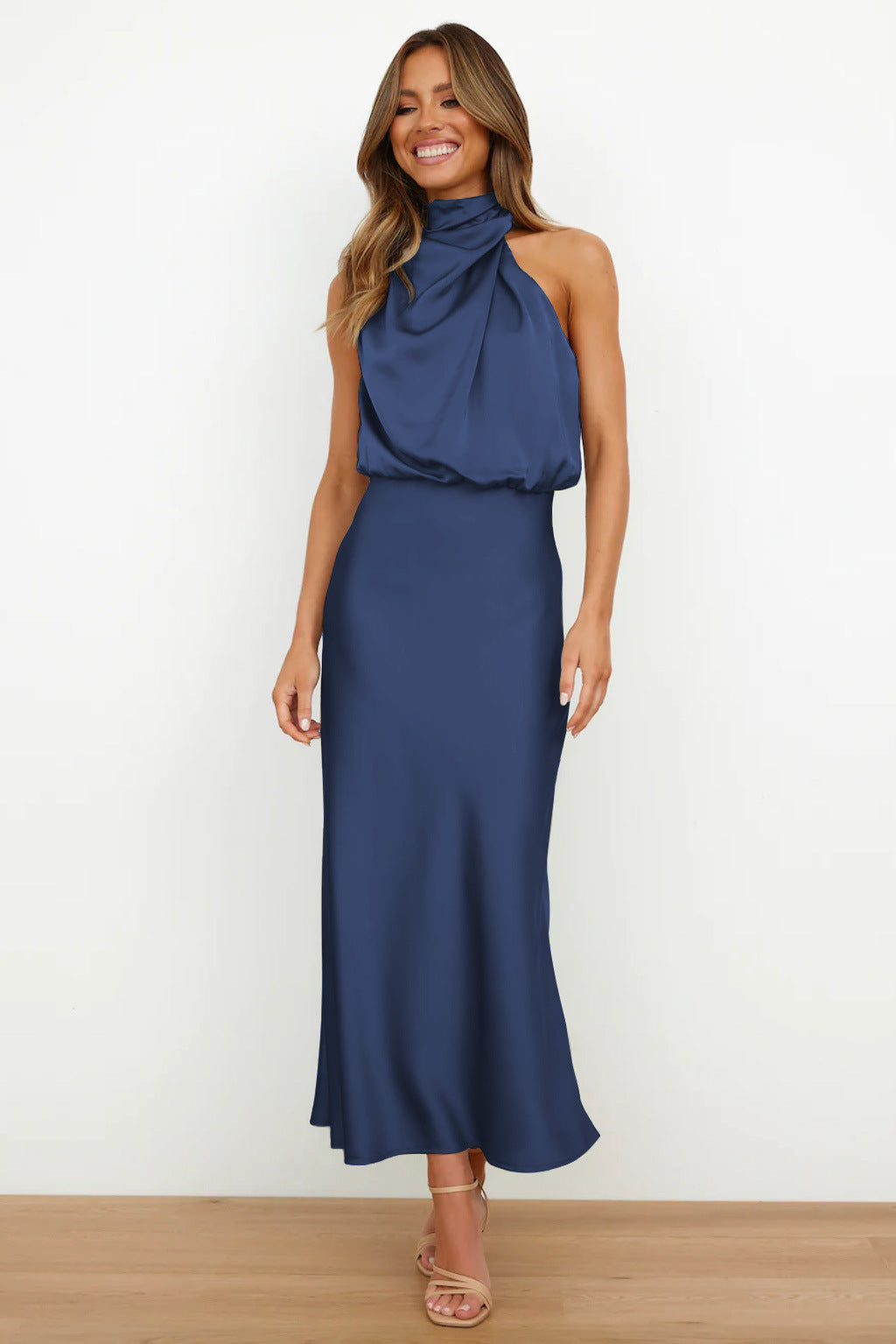 Valeria™ | Long Satin Dress With Neckline